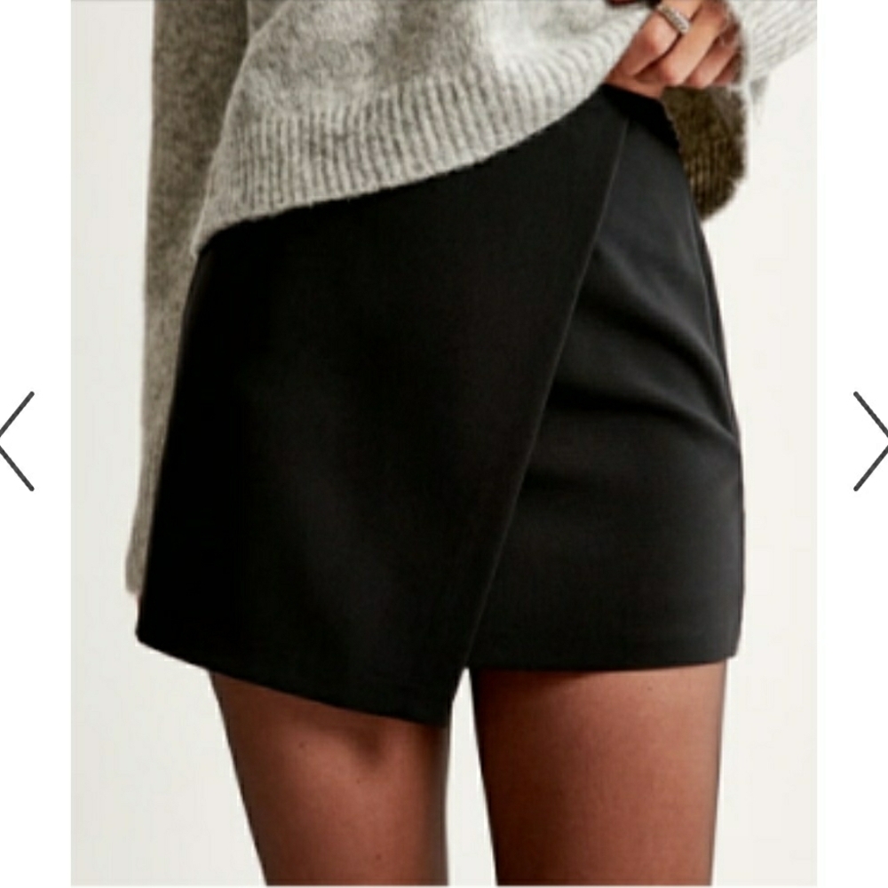 Abercrombie & Fitch Scarlett Mini Skort Ultra High Rise Black Linen Blend NWT XS